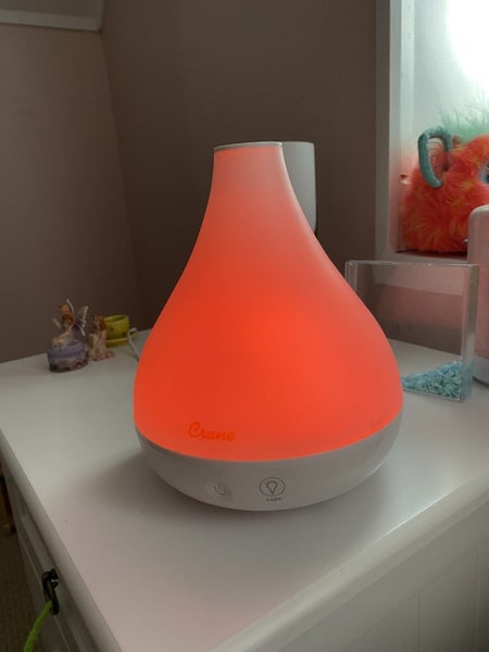 Crane Cool Mist Humidifier Carousel 1