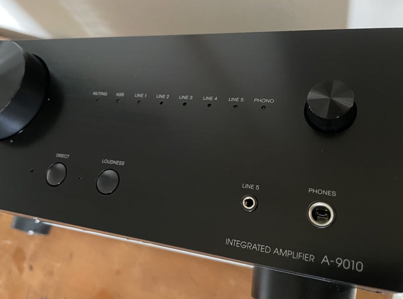 Onkyo Integrated Amplifier A-9010 - Award Winning British Tuned Version (2015) Carousel 2