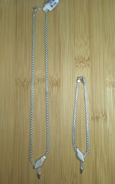 Jewellery Clearance - Beautiful Sterling Silver Snake Necklace & Bracelet Set Carousel 2