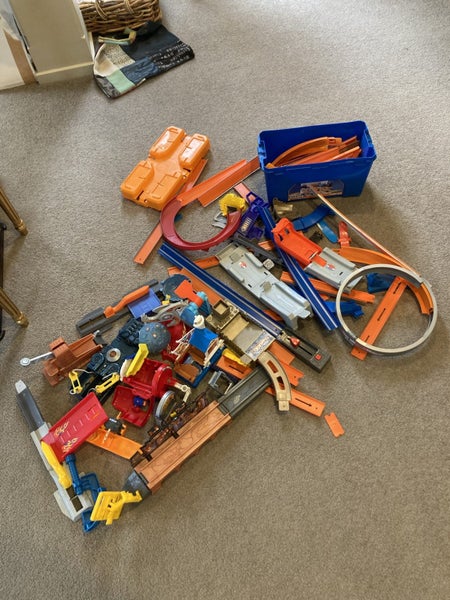 Hot wheels tracks bulk Carousel 1