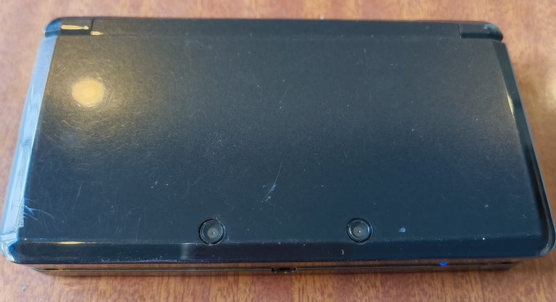 Nintendo 3DS console and 2 games Carousel 2