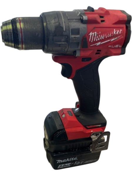 MILWAUKEE HAMMER DRILL Carousel 1