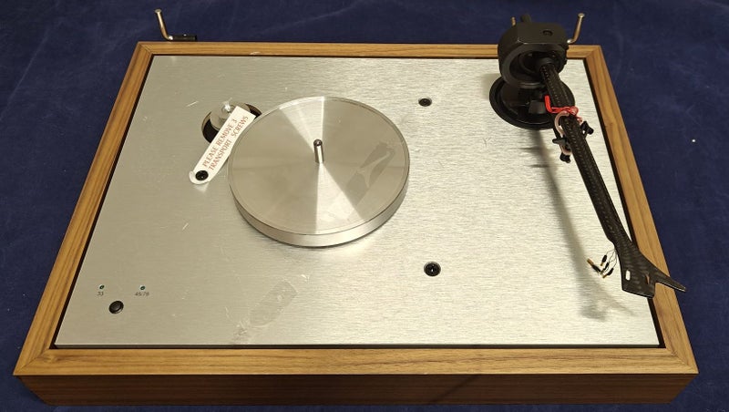 Project Classic Evo Turntable (Walnut) **SEE DESCRIPTION** Carousel 1