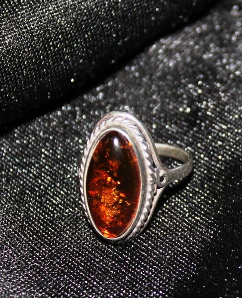 Amber Ring Carousel 1