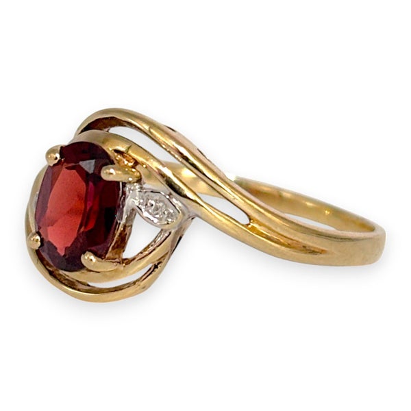 9ct Gold Ring with Generous Size Red Stone, Size N. R # 281 Carousel 2