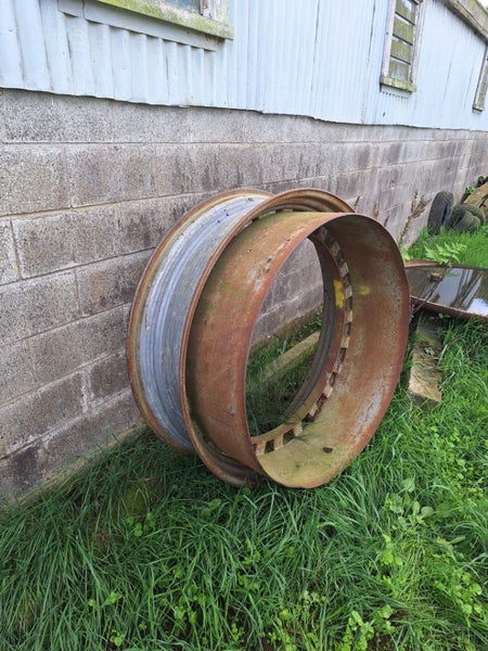 Snaplok duals 18.4 r46 Carousel 2