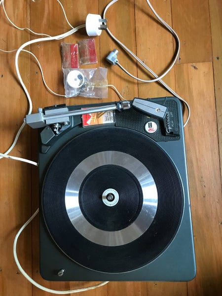 Audio Turntable Carousel 1