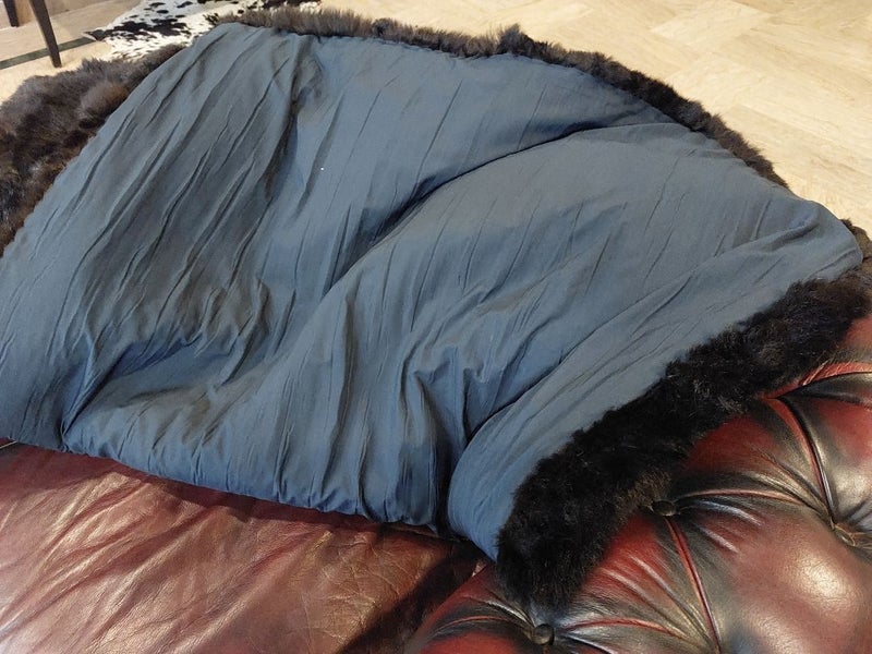 New Single Dark Brown Real NZ Possum Full Fur Throw - No Reserve! - B6356-1 Carousel 6