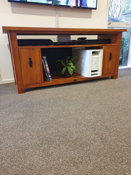 Entertainment Unit Carousel 1