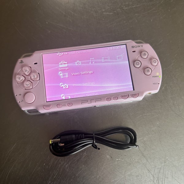 Rare hot pink PSP2000 Carousel 1