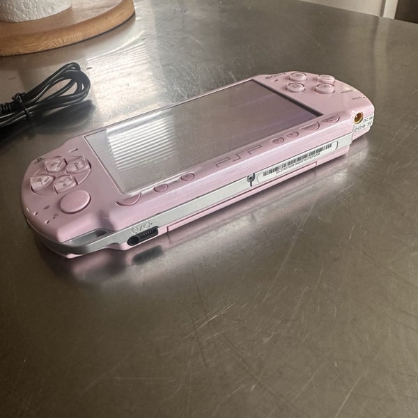 Rare hot pink PSP2000 Carousel 3