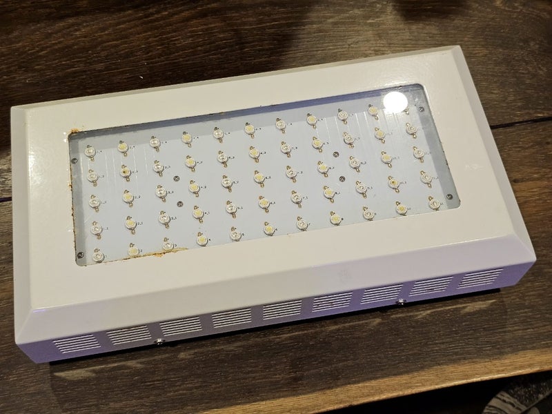 Aquarium LED Grow Light (Blue LEDs Working Only) – 120W, Repairable Carousel 2