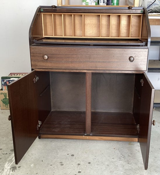Roll top desk Carousel 2