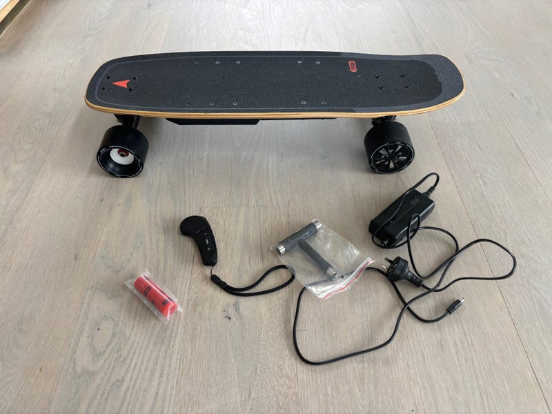 Meepo Electric skateboard63617146956674110