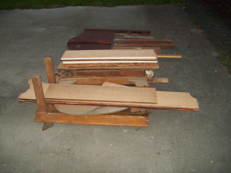 Oak & Mahogany timber Carousel 4