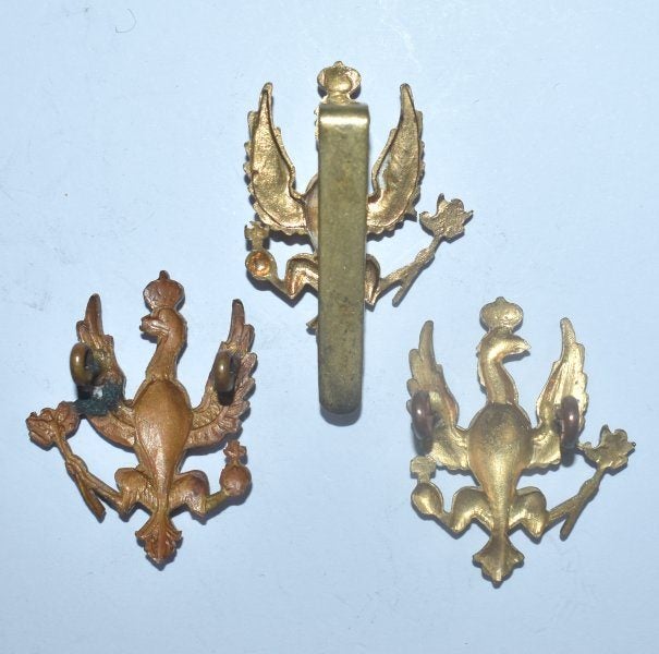 BRITISH KING’S ROYAL HUSSARS BADGE SET Carousel 2