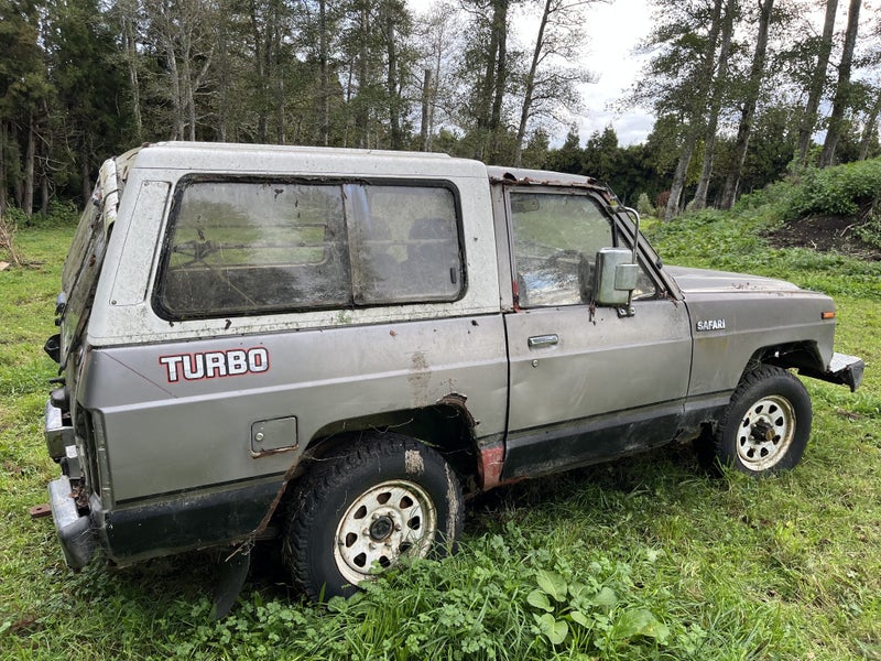 1986 Nissan Safari Granroad62863265740417111