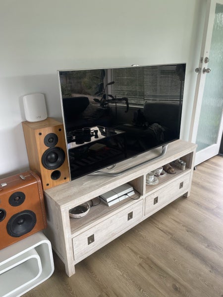 TV Entertainment Cabinet Carousel 2