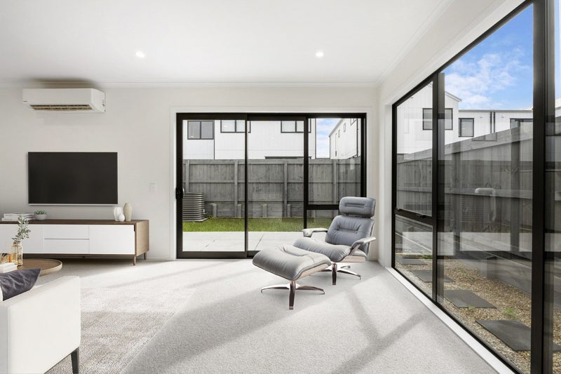NEW release! Stunning end terrace - Lot 2662854330958337114