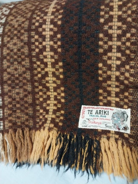 VINTAGE TE ARIKI WOOL TRAVEL RUG Carousel 5
