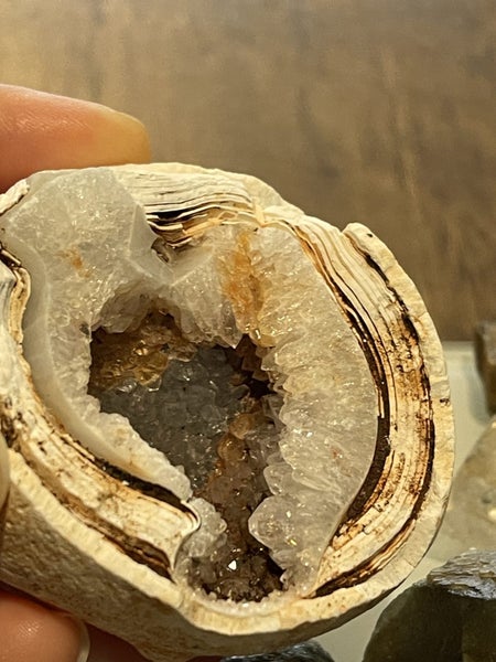 $1 reserve// Bulk of multi rough crystals and quartz geodes Carousel 2