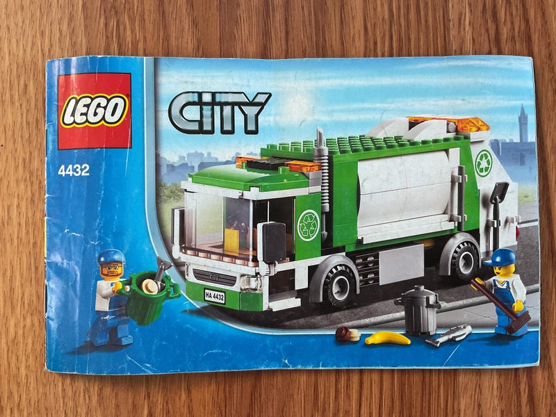 Lego 4432 City - Garbage Truck Carousel 1