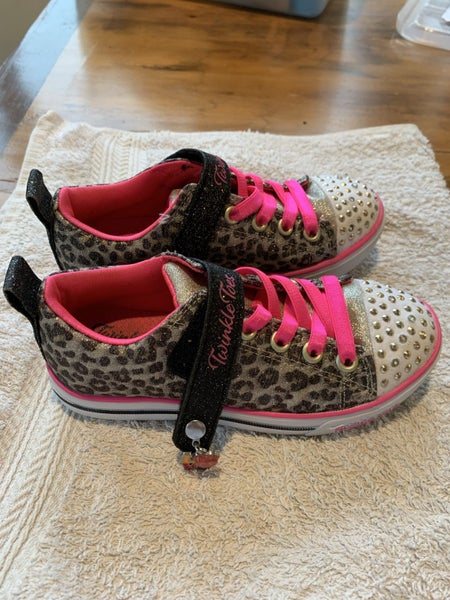 Skechers Girls Shoes size US 11 Carousel 1