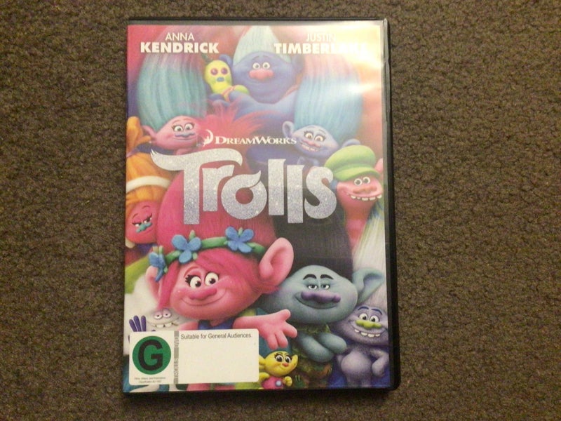 Trolls Carousel 1