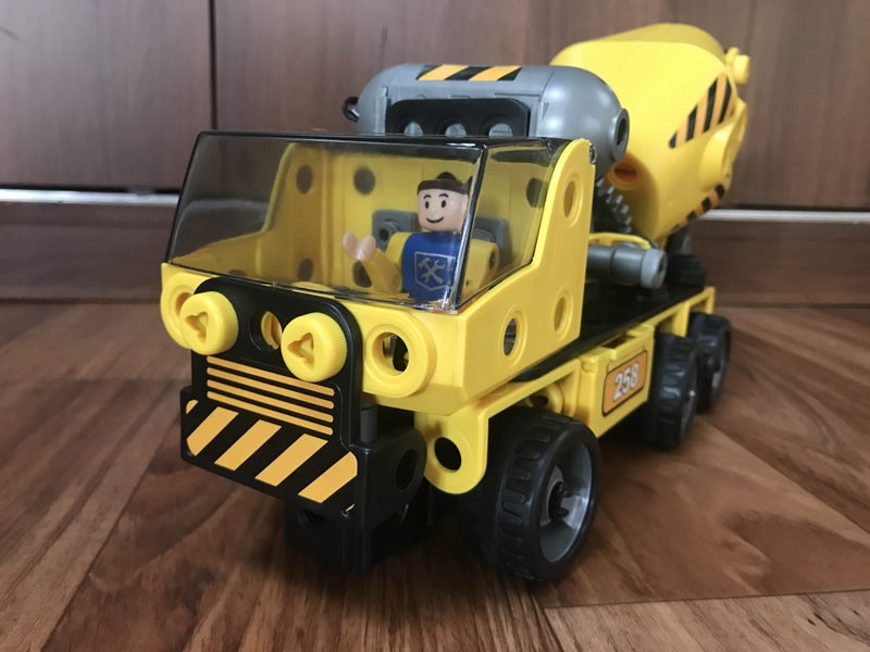 DIY TRANSFORMABLE HEAVY FUTY CONSTRUCTION VEHICLE WITH 6V MOTOR Carousel 2