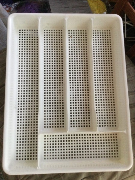 UTENSILS TRAY HOLDER Carousel 2