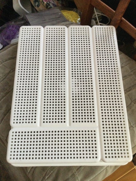 UTENSILS TRAY HOLDER Carousel 4