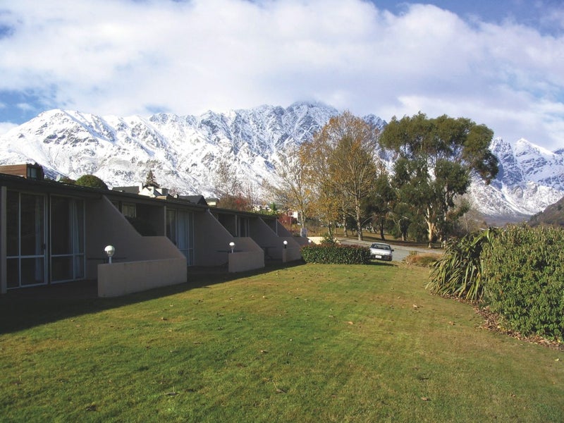 Queenstown Accommodation Carousel 1