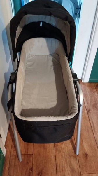 Mountain buggy (swift) capsule with stand Carousel 3