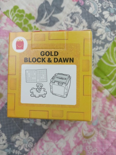 MCDONALD'S MINECRAFT GOLD BLOCK AND DAWN Carousel 2