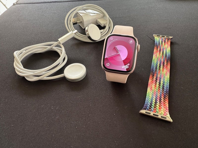 Apple watch Carousel 1