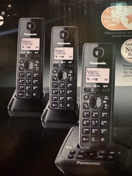 Panasonic KX-TG2723 Phones-3 Handsets Carousel 2