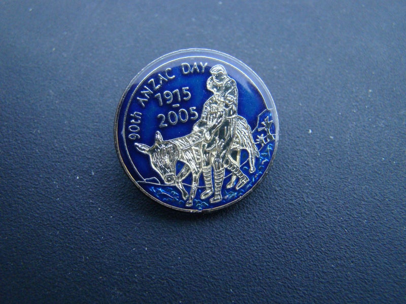 90th ANZAC DAY 1915-2005 Anniversary Lapel Badge Carousel 1
