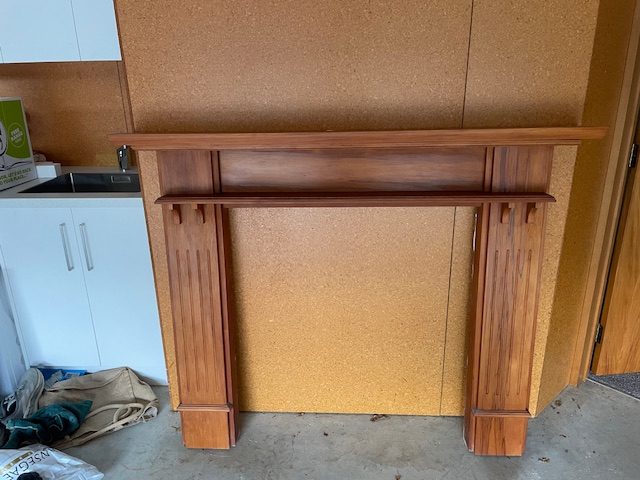Rimu Mantlepiece & Fire Place Surround Carousel 1