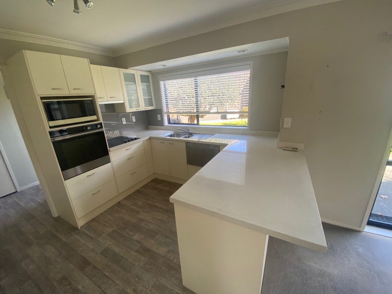 Complete Kitchen Cabinets with Appliances Carousel 2