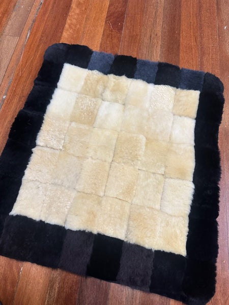 Furmoo Sheepskin Pet Mat Carousel 1