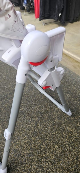 BABY HIGH CHAIR Carousel 4