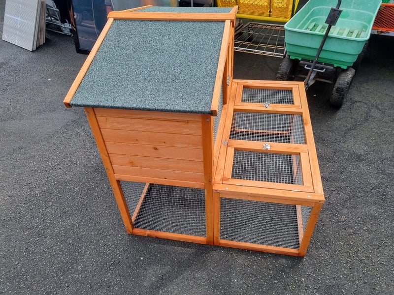 Rabbit Hutch - Near New Carousel 2