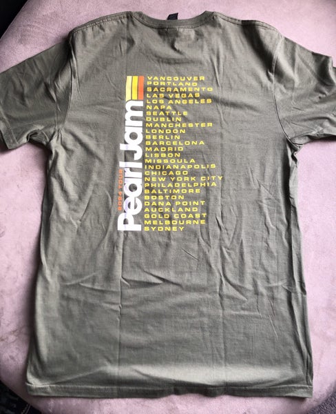 Pearl Jam Auckland 2024 T-shirt Carousel 2