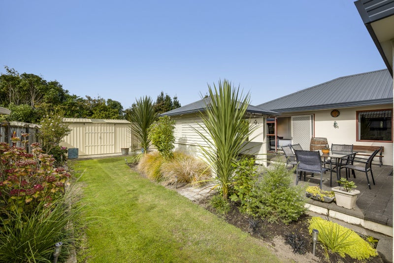 Image 1 of 21