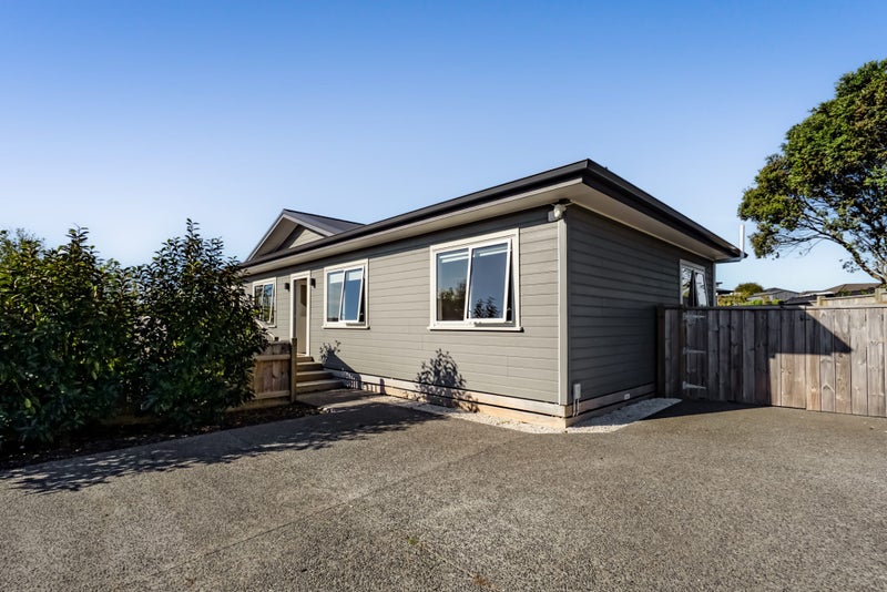 Image 1 of 20