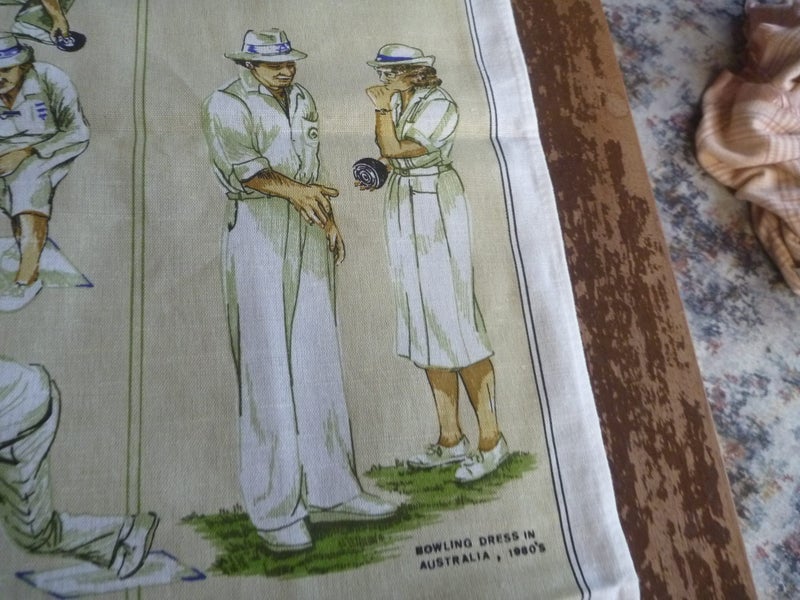 Vintage History Of Bowling MINT Linen Teatowel Carousel 12