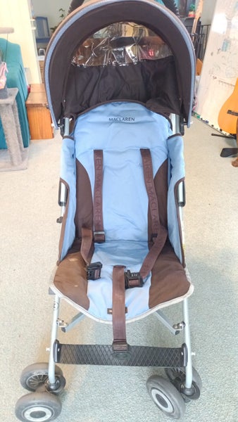 MCLAREN Pram great for air travel too Carousel 1