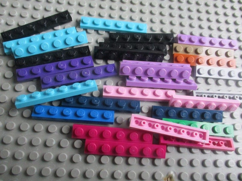 1x6 Assorted Colours Plates x 29 Carousel 1