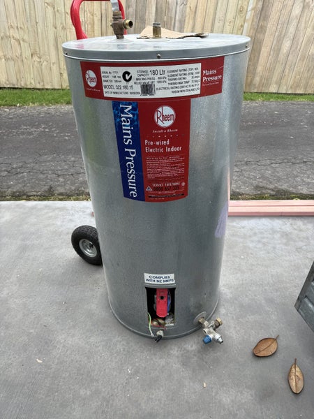 Hot water cylinder (used) Carousel 2