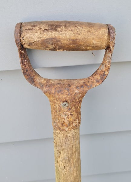 Vintage Spade Carousel 6